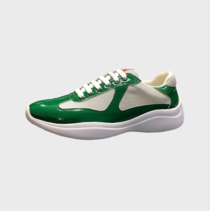 Cups Sneaker