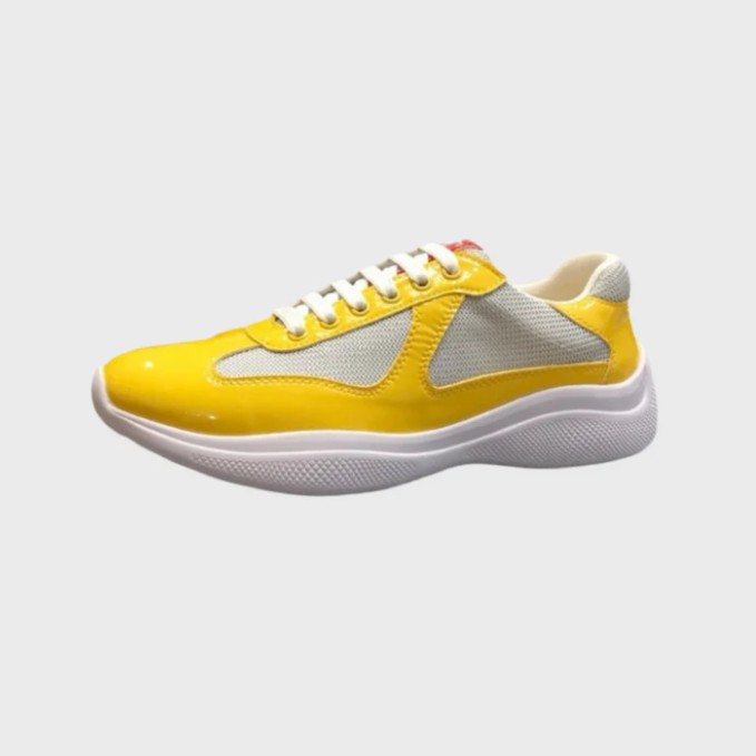 Cups Sneaker
